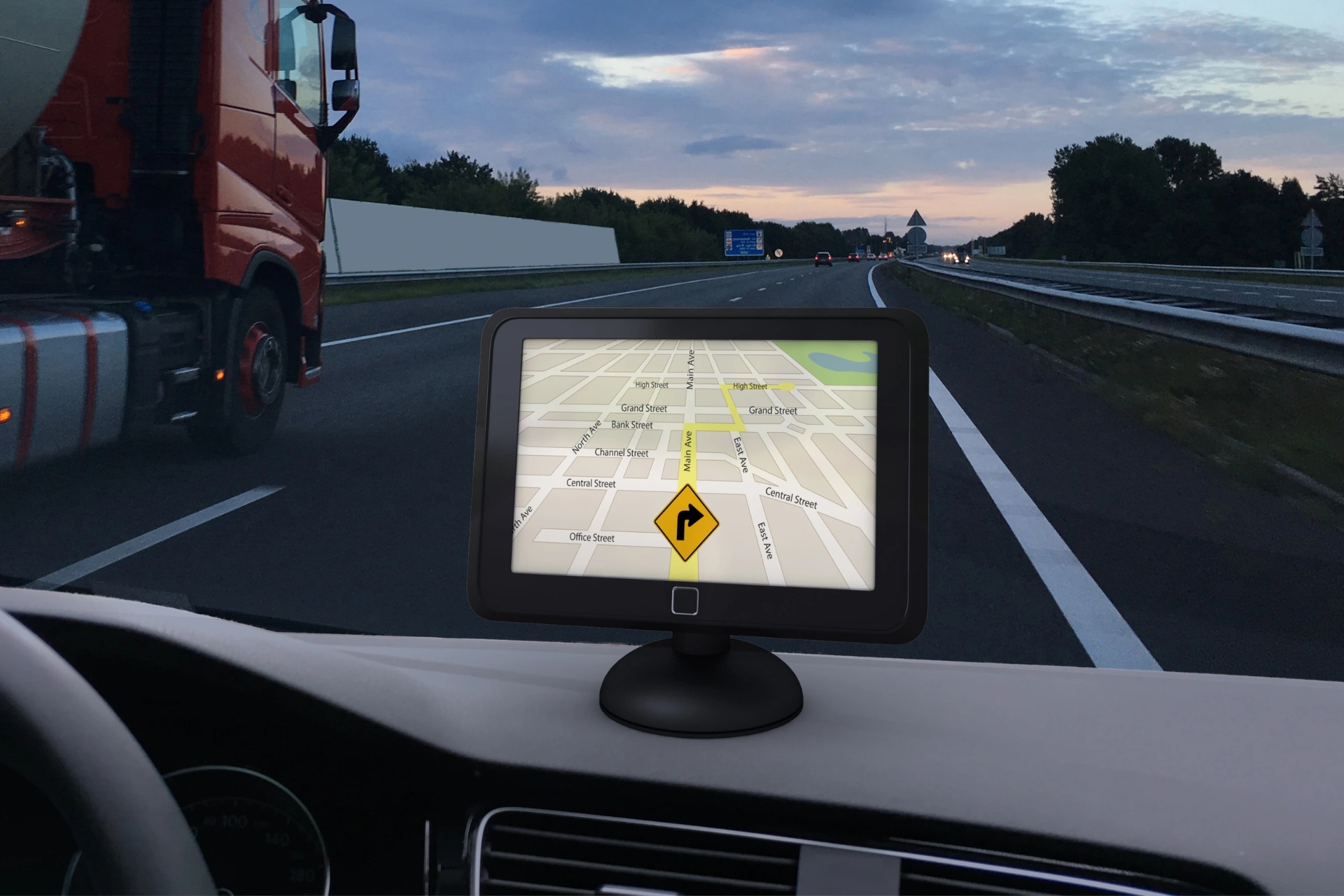 Solution de géolocalisation professionnelle installée dans une voiture de société en Corse