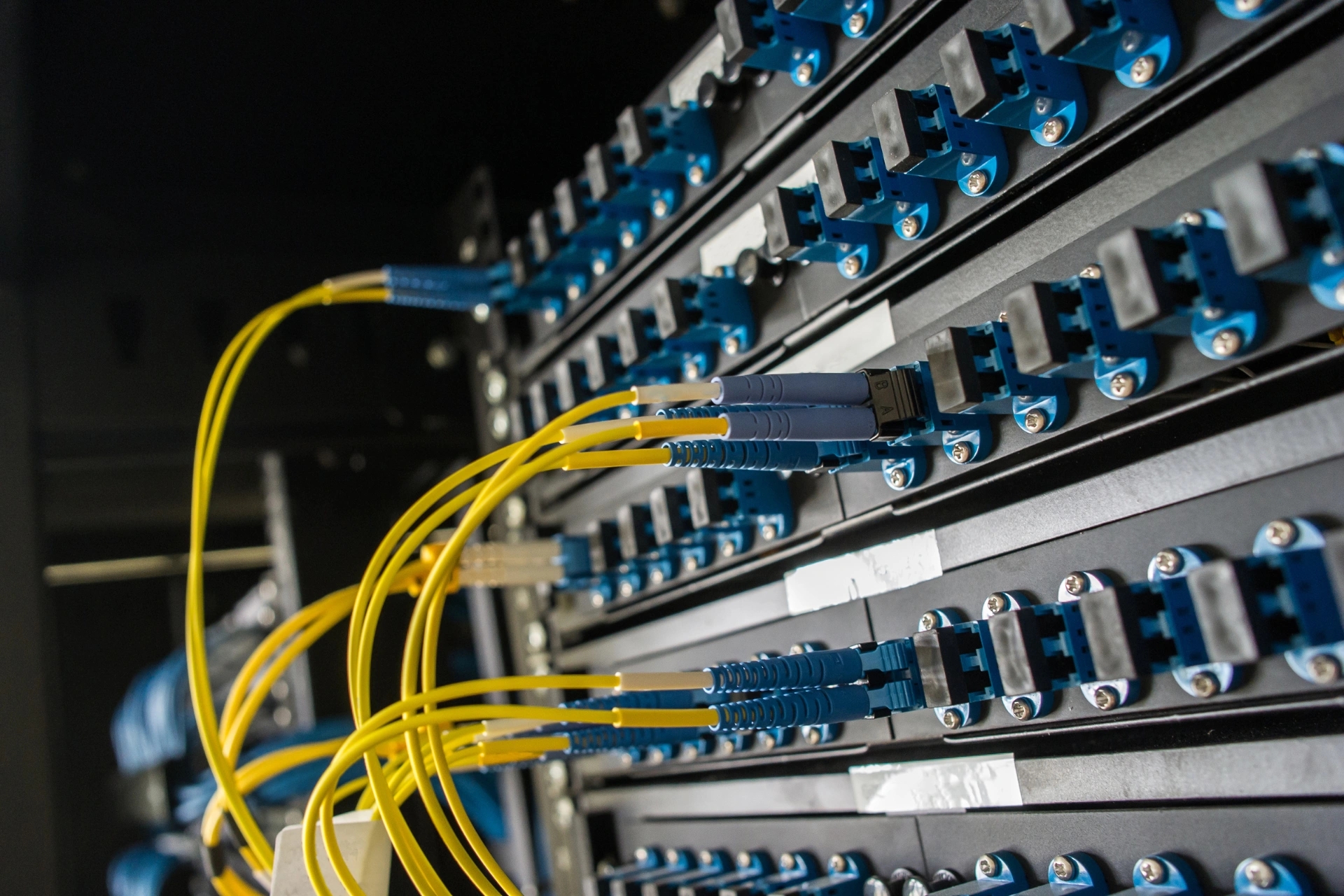 Installation de la fibre optique pour entreprises en Corse